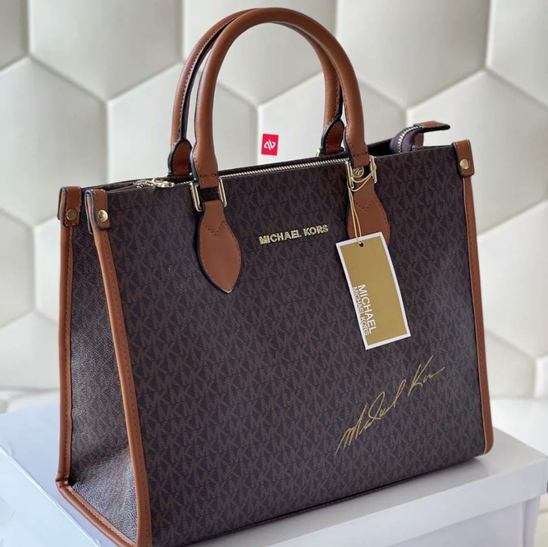 Michael Kors Coffee Signature Tote Bag