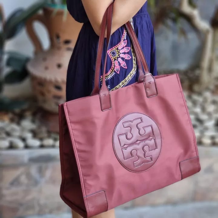 WhatsApp Image 2022-12-24 at 2.06.36 AM Tory Burch Ella Maroon Tote Bag (With Box)