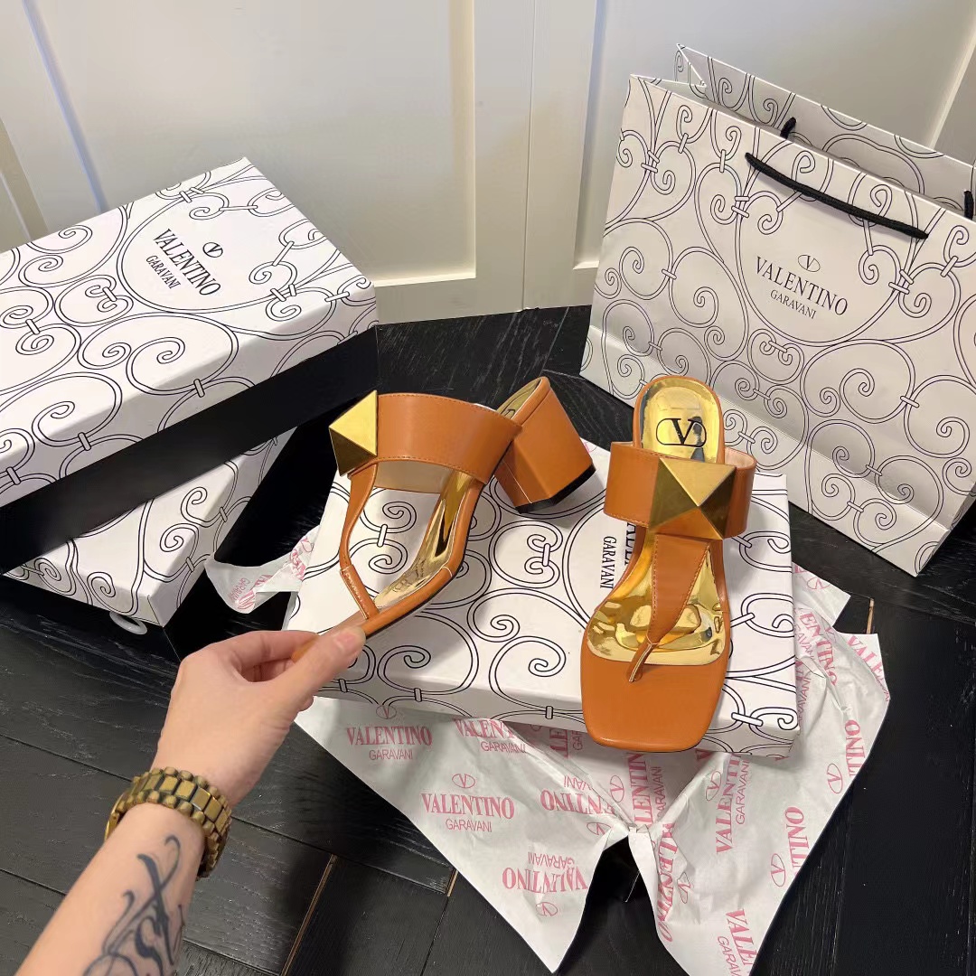 WhatsApp Image 2023-03-10 at 17.41.50 Valentino Brown Block Heel