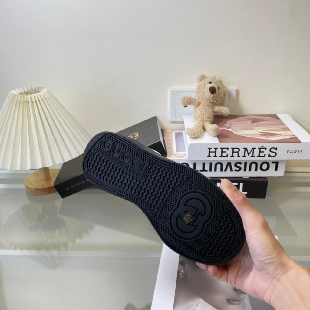 11 Gucci Gg Embossed Black and White Sneaker for Men