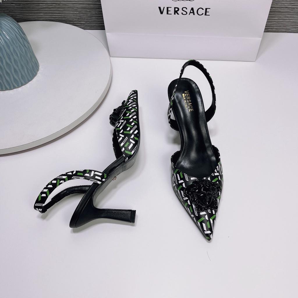 WhatsApp Image 2023-07-29 at 20.29.2811 Versace Zapatos Monogram Slingback Pump
