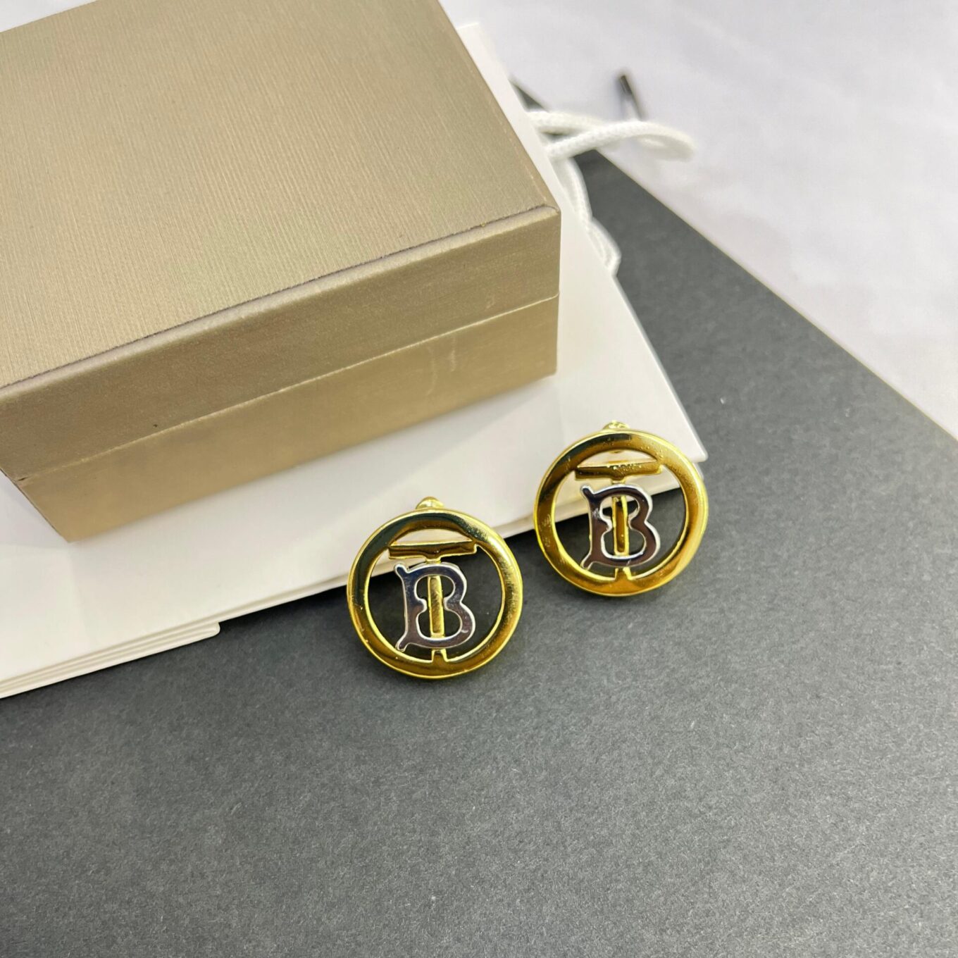 The Balenciaga Round Earring