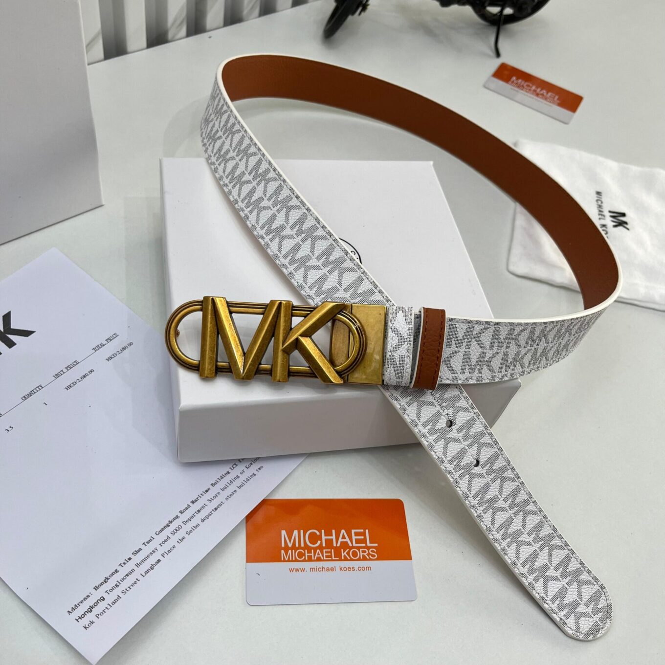 WhatsApp Image 2024-01-22 at 18.02.26_fab4c193 Michael Kors Signature logo white brown reversible Unisex Belt