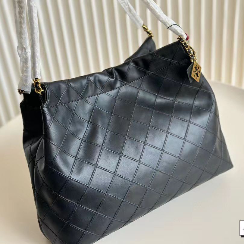 WhatsApp Image 2024-07-03 at 3.56.19 PM Tory Burch Willa Black Shoulder Bag (With Box)