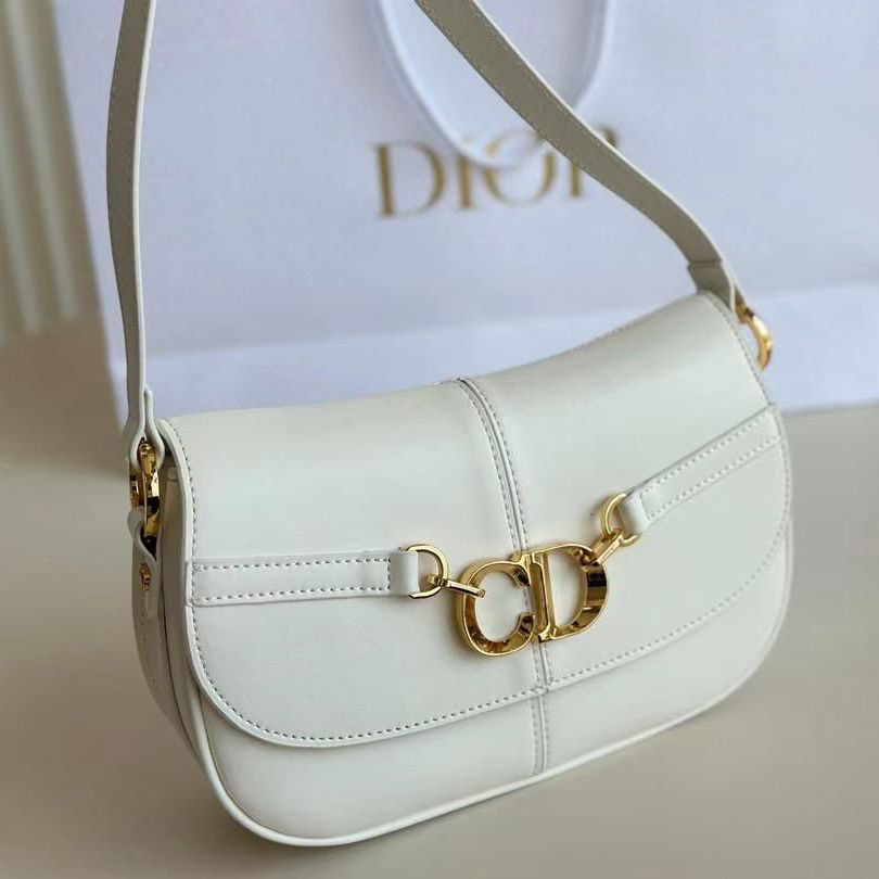WhatsApp Image 2024-11-15 at 16.53.05 Christian Dior Besace White Sling Bag (With Box)