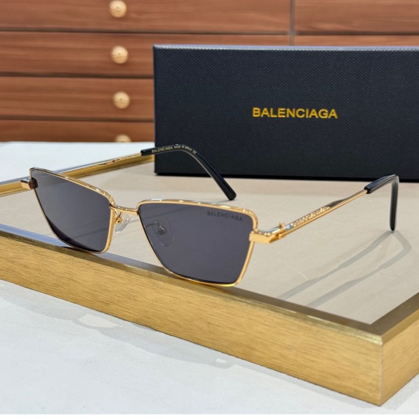Balenciaga Black Unisex Premium Sunglass
