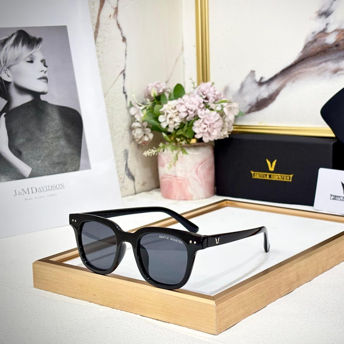 Gentle Monster Unisex Sunglass