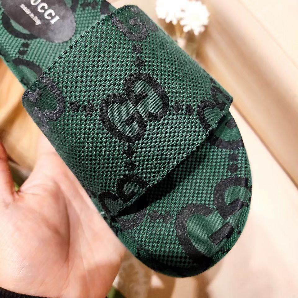 Gucci GG Canvas Green Slide Sandle