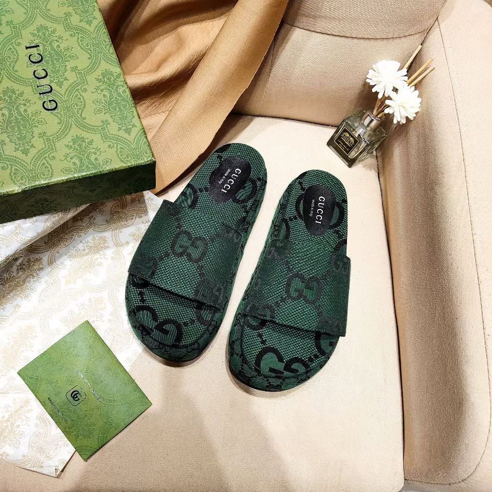 Gucci GG Canvas Green Slide Sandle