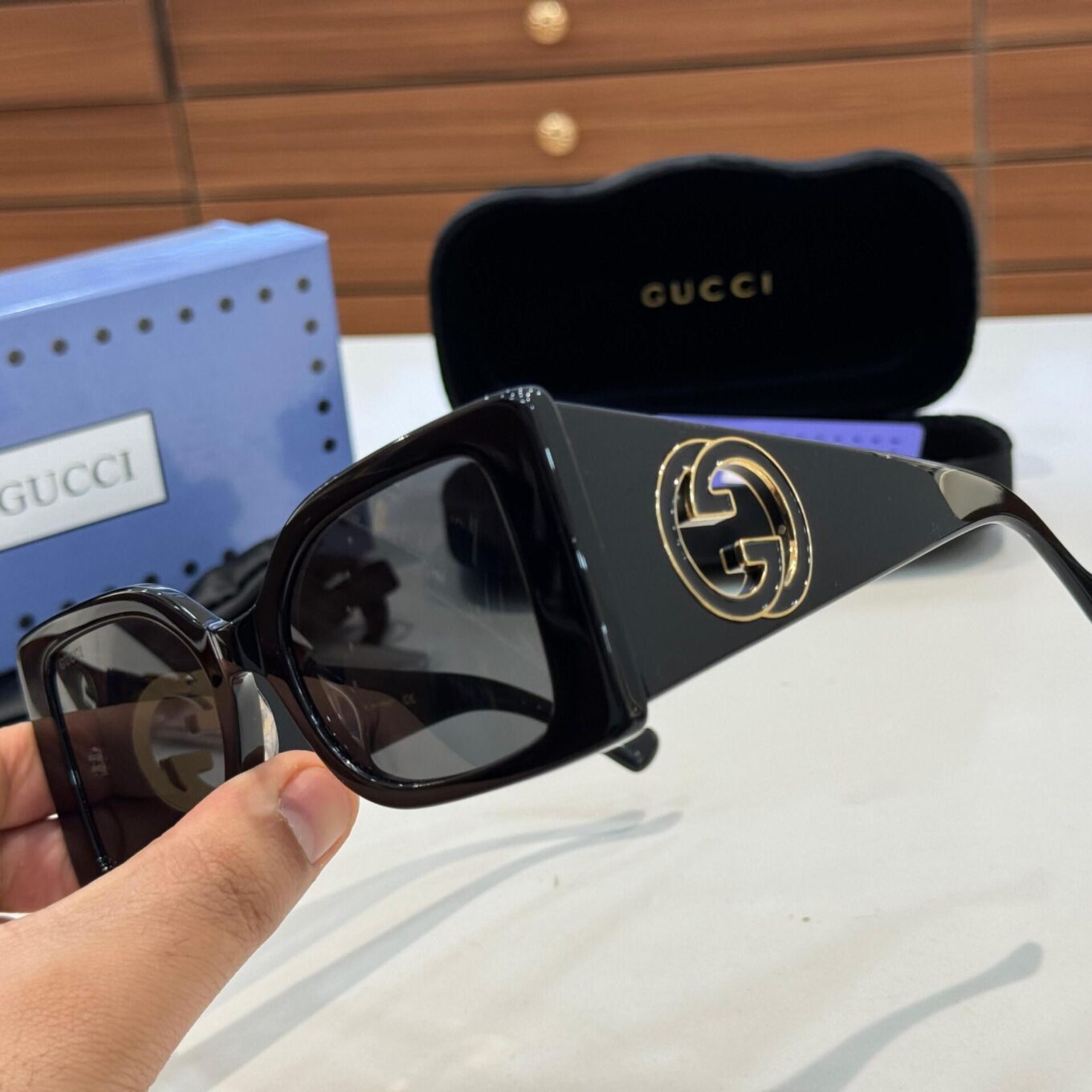 Gucci Women Premium Sunglass