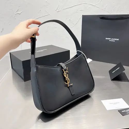 WhatsApp Image 2025-03-03 at 6.39.00 PM Ysl Black Le 5 A 7 Small Shoulder Bag