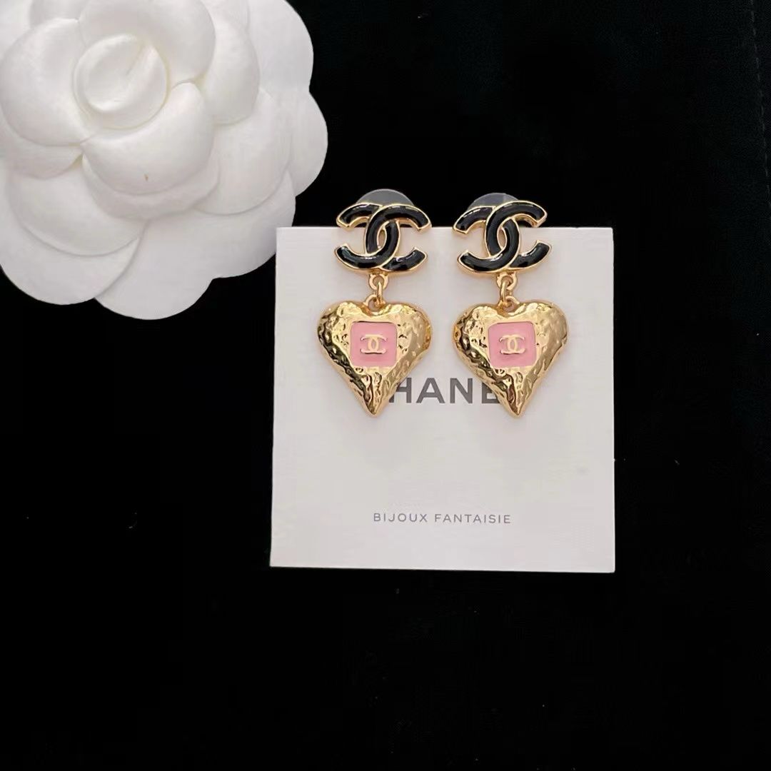 Chanel Heart Golden Pink Earring