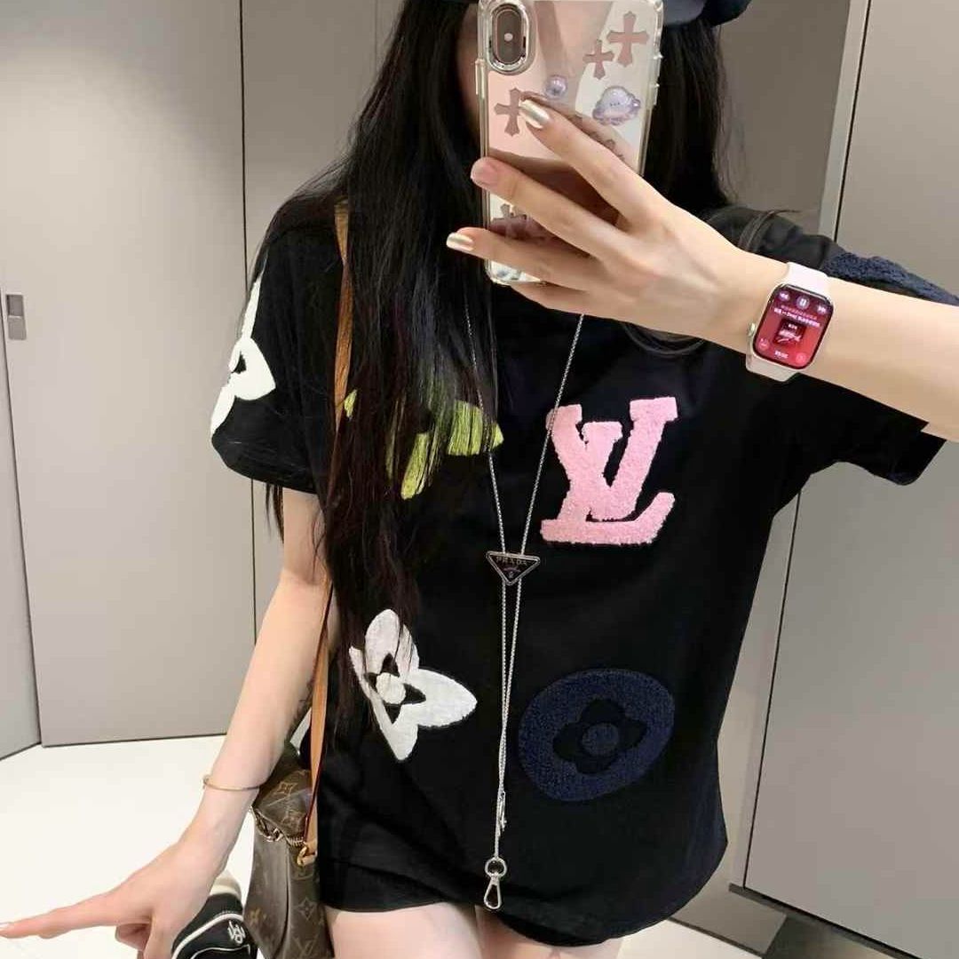 Louis Vuitton Black T-shirt