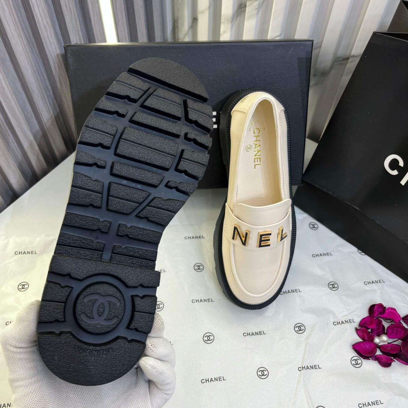 WhatsApp Image 2025-04-04 at 5.54.09 PM (2) Chanel Off White Mocassin Loafer