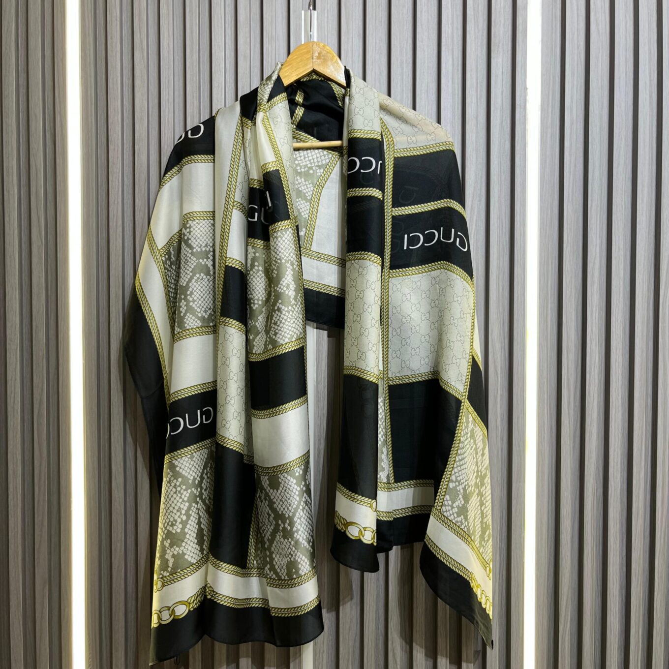 WhatsApp Image 2025-05-16 at 12.50.32 AM (1) Gucci Silk Stole