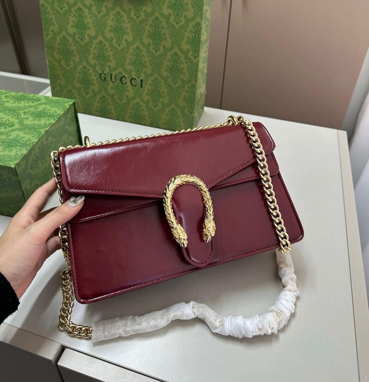 Gucci Dionysus Wine Shinny Sling Bag (With Box)
