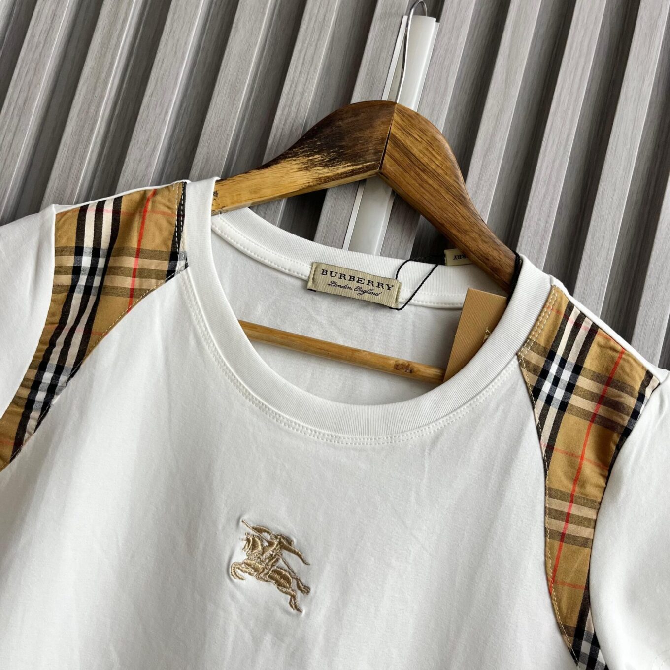 WhatsApp Image 2025-06-14 at 3.23.00 PM (1) Burberry White Signature T-shirt For Women