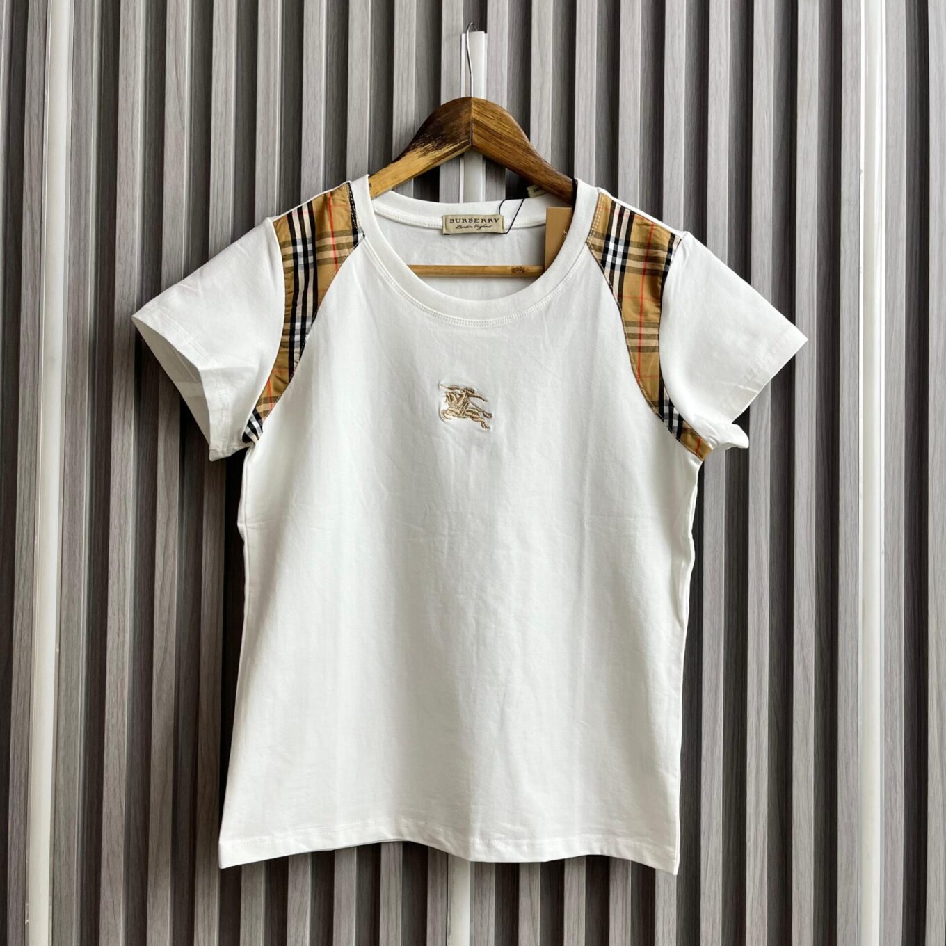 WhatsApp Image 2025-06-14 at 3.23.00 PM Burberry White Signature T-shirt For Women