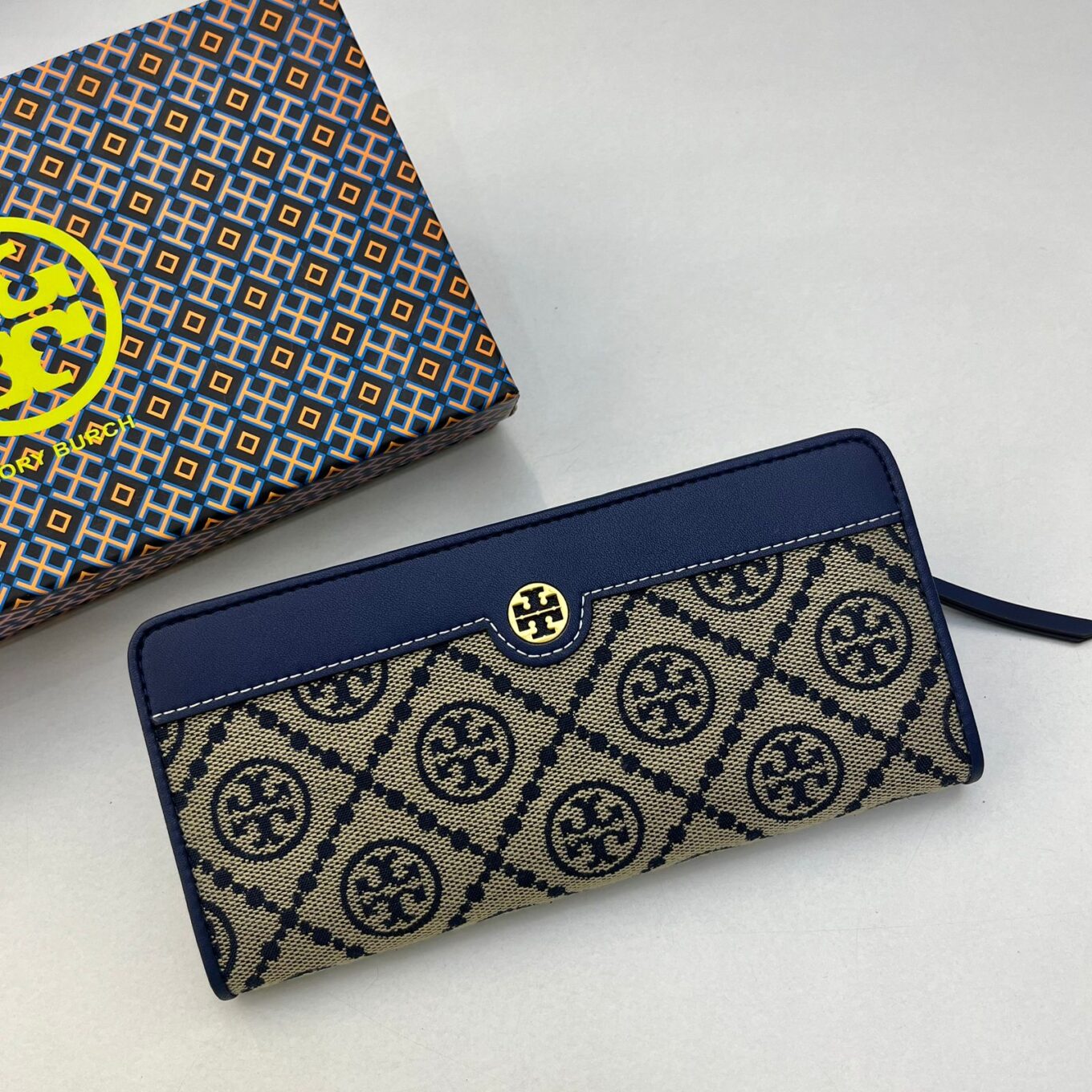 Tory Burch Jacquard Blue Premium Wallet