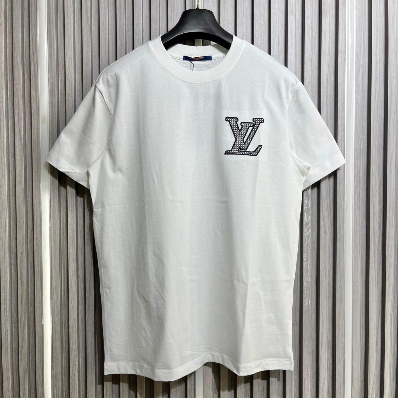 Louis Vuitton Classic Logo White T-Shirt For Men