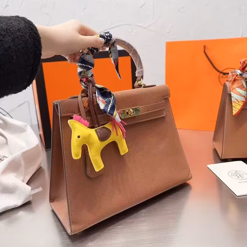 Hermes Kelly 28cm Brown Premium Handbag (With Double Box)