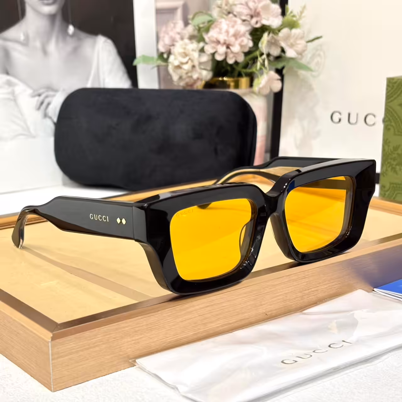 Gucci Wayfarer Yellow Glass Unisex Premium Sunglass
