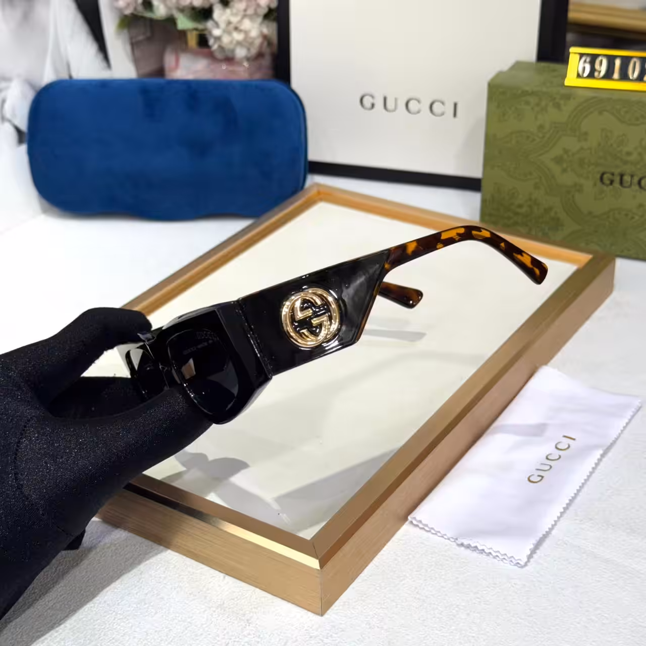 WhatsApp Image 2025-11-01 at 5.30.17 PM Gucci Reverse GG Women’s Sunglass