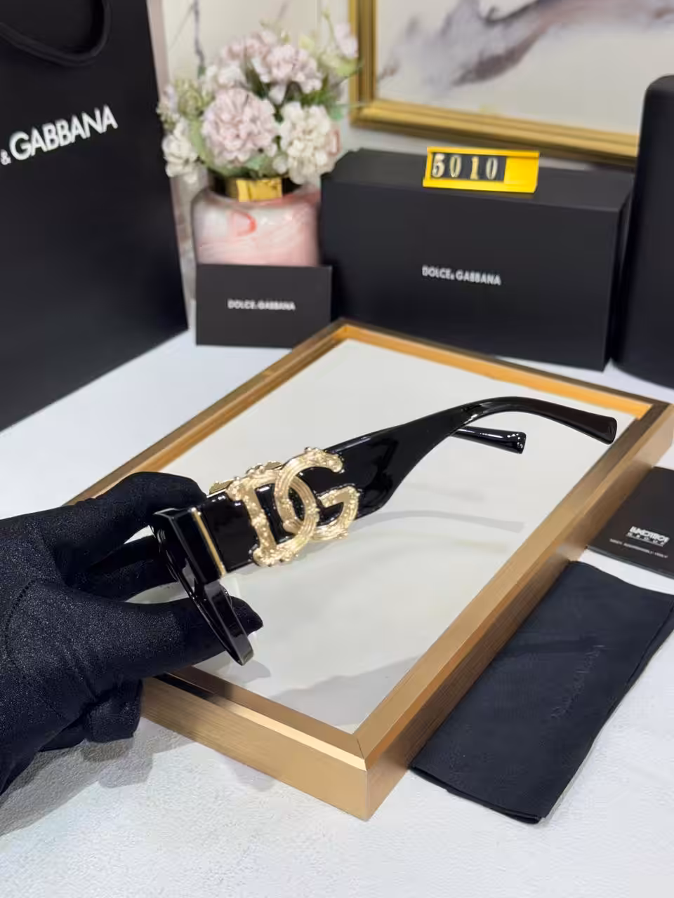 WhatsApp Image 2025-11-12 at 6.07.30 PM (1) Dolce & Gabbana Cat-Eye Sunglasses Black Frame with Gold DG Logo