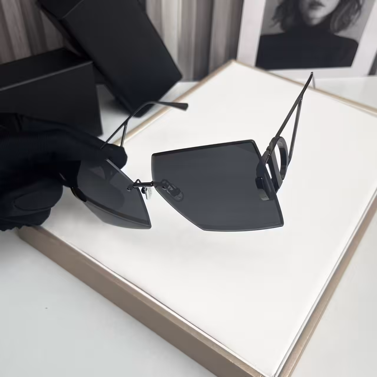 Dior 30Montaigne Premium Square Mask Sunglasses