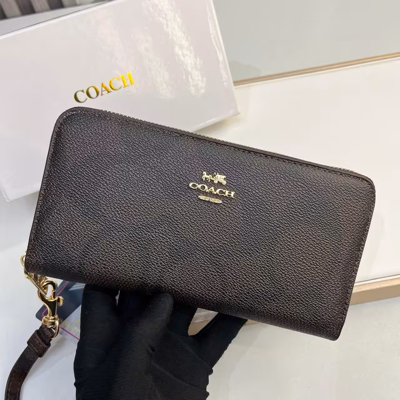 Coach Coffee Long Zipper Wallet