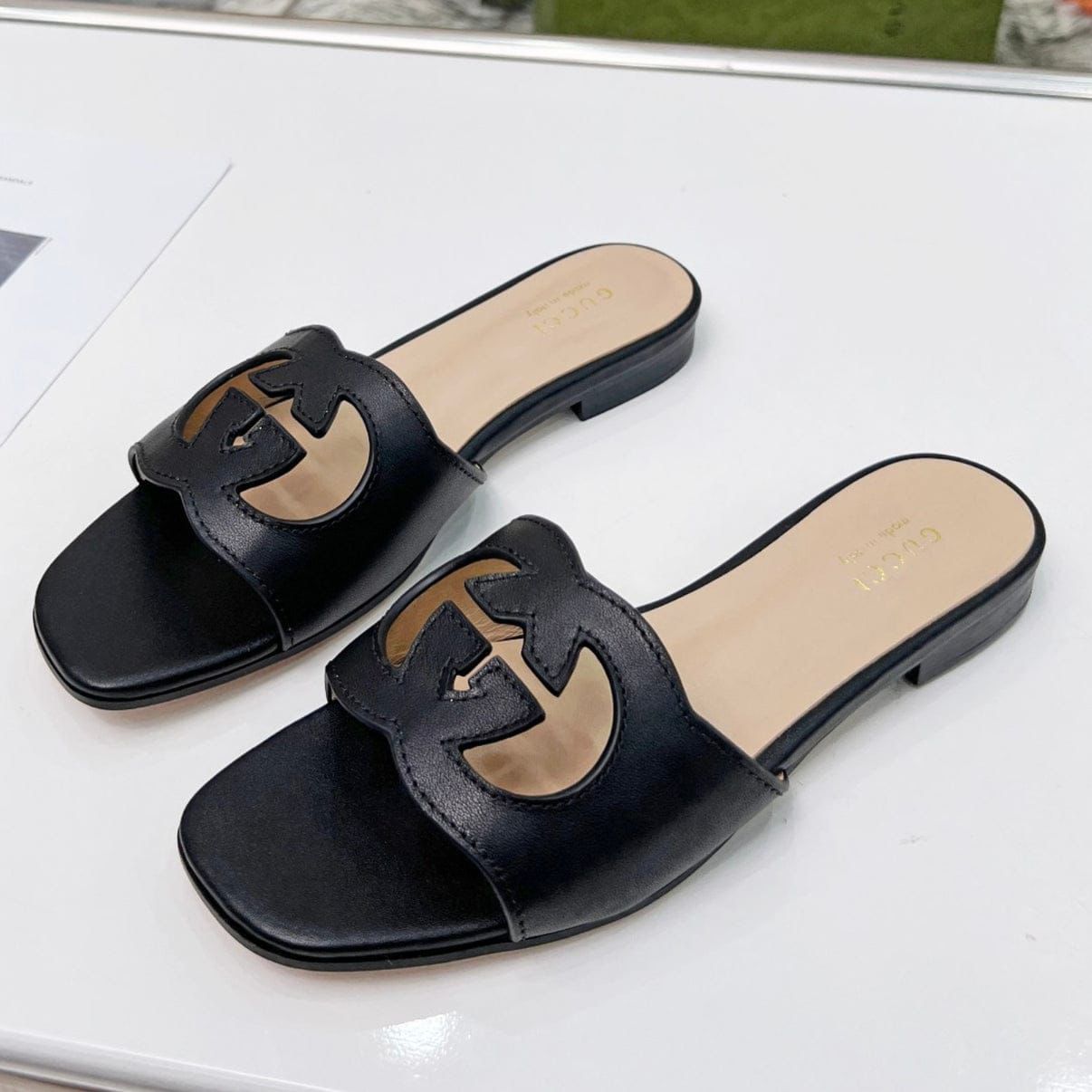 WhatsApp Image 2026-01-23 at 5.25.01 PM (1) Gucci Interlocking G Black Slide
