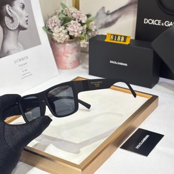 D&G Black Matte Wayfarer Sunglass for Men