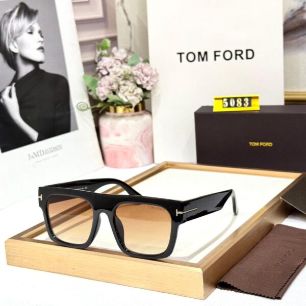 Tom Ford Wayfarer Mens Sunglass