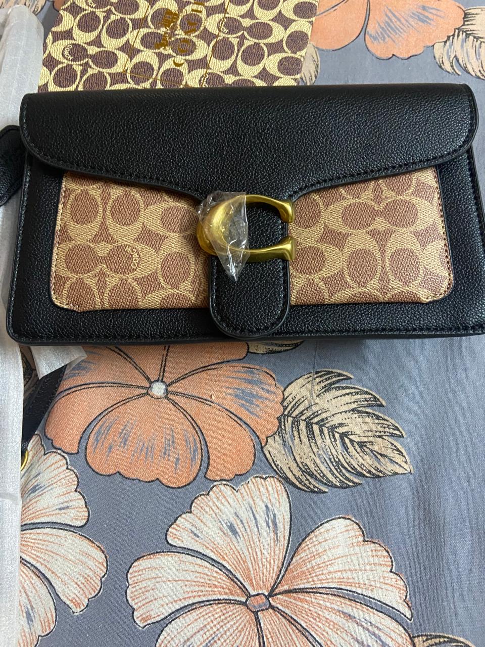 Coach Plaque Apricot Black Shoulder Bag (With Box) photo review